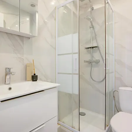 Apartament Flat Folies Bergeres - Bail Mobilite - Imhost *
